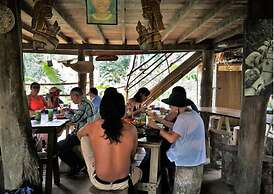 Ditsowou Lodge & Tours