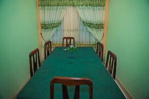 Hasaranga Holiday House