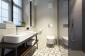 Goldenstern Townhouse