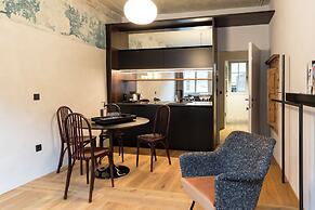 Goldenstern Townhouse