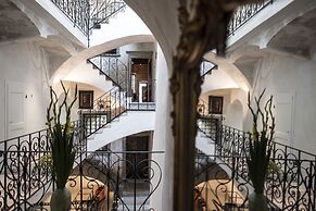 Goldenstern Townhouse