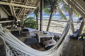 White Banana Beach Club