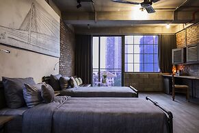 Bridges Danang Boutique Hotel