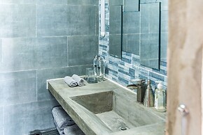 Bridges Danang Boutique Hotel