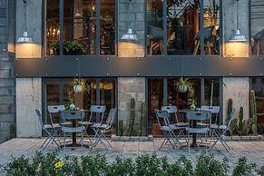 Bridges Danang Boutique Hotel