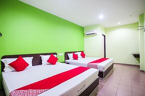 OYO 89539 Hotel Siswa