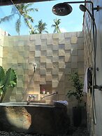 Villa Ronggo Mayang Bali