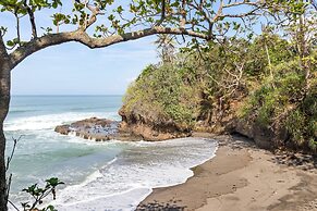 Villa Ronggo Mayang Bali