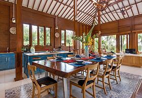 Villa Ronggo Mayang Bali