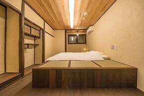 Kyoto style small inn iru