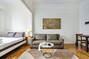 The Manor 2 Apartment - Rooftop Pool