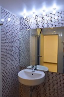 Loyy Hotel - Hostel