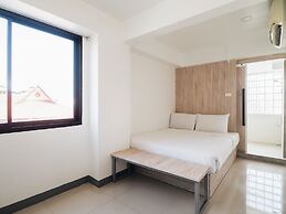 Loyy Hotel - Hostel