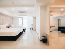 Loyy Hotel - Hostel