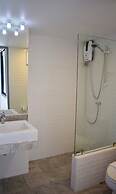Loyy Hotel - Hostel