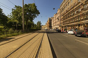 Apartment on Kronverksky Avenue