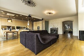 Apartments Luxury Petrogradka