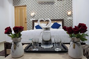 Mahira Residency