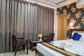 Mahira Residency