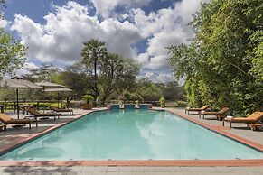 Sedia Riverside Hotel