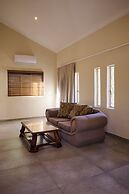 Sedia Riverside Hotel