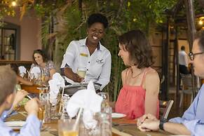 Sedia Riverside Hotel