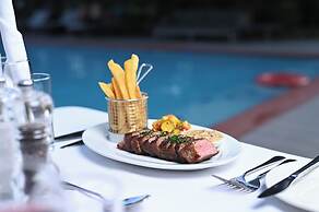 Sedia Riverside Hotel