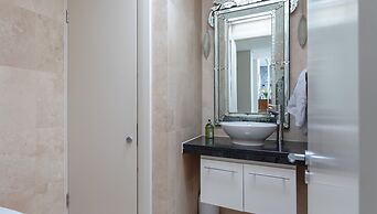 Penthouse 702 Kylemore B