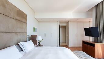 Penthouse 702 Kylemore B