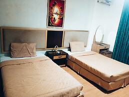 Seleen Hotel Suites
