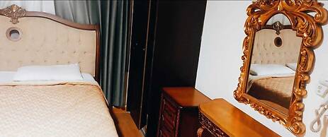 Seleen Hotel Suites