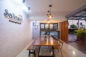 Salinsiri at Lat Krabang