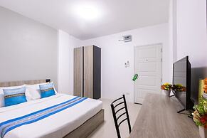 Salinsiri at Lat Krabang