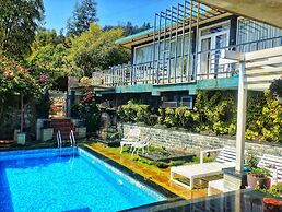 La Niebla Farm Resort