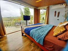 La Niebla Farm Resort