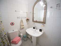 Cozy Flat Main Square 10min To The Sea