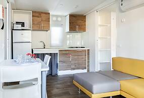 Hu Montescudaio Village