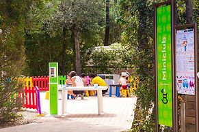 Hu Montescudaio Village