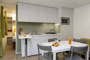 Hu Montescudaio Village