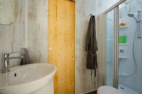 Hu Montescudaio Village