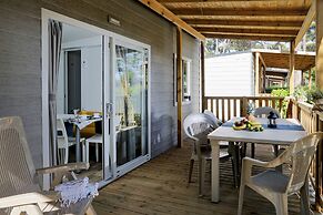 Hu Montescudaio Village