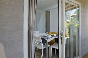 Hu Montescudaio Village