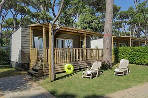 Hu Montescudaio Village