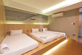 Patong Poshtel - Adults Only - Hostel