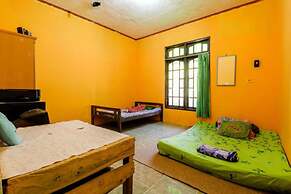 Riana Homestay