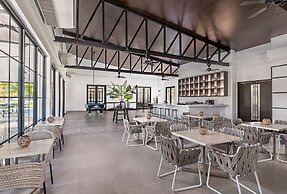 Dusit Thani Lubi Plantation Resort