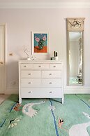 Warwick Gardens II by Onefinestay