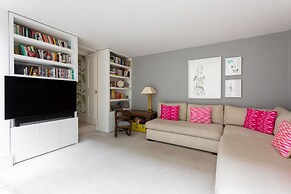 Warwick Gardens II by Onefinestay