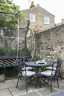 Winchendon Road by Onefinestay