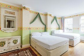 Hyde Park Gate II by Onefinestay